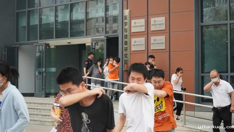 消防演练5.jpg